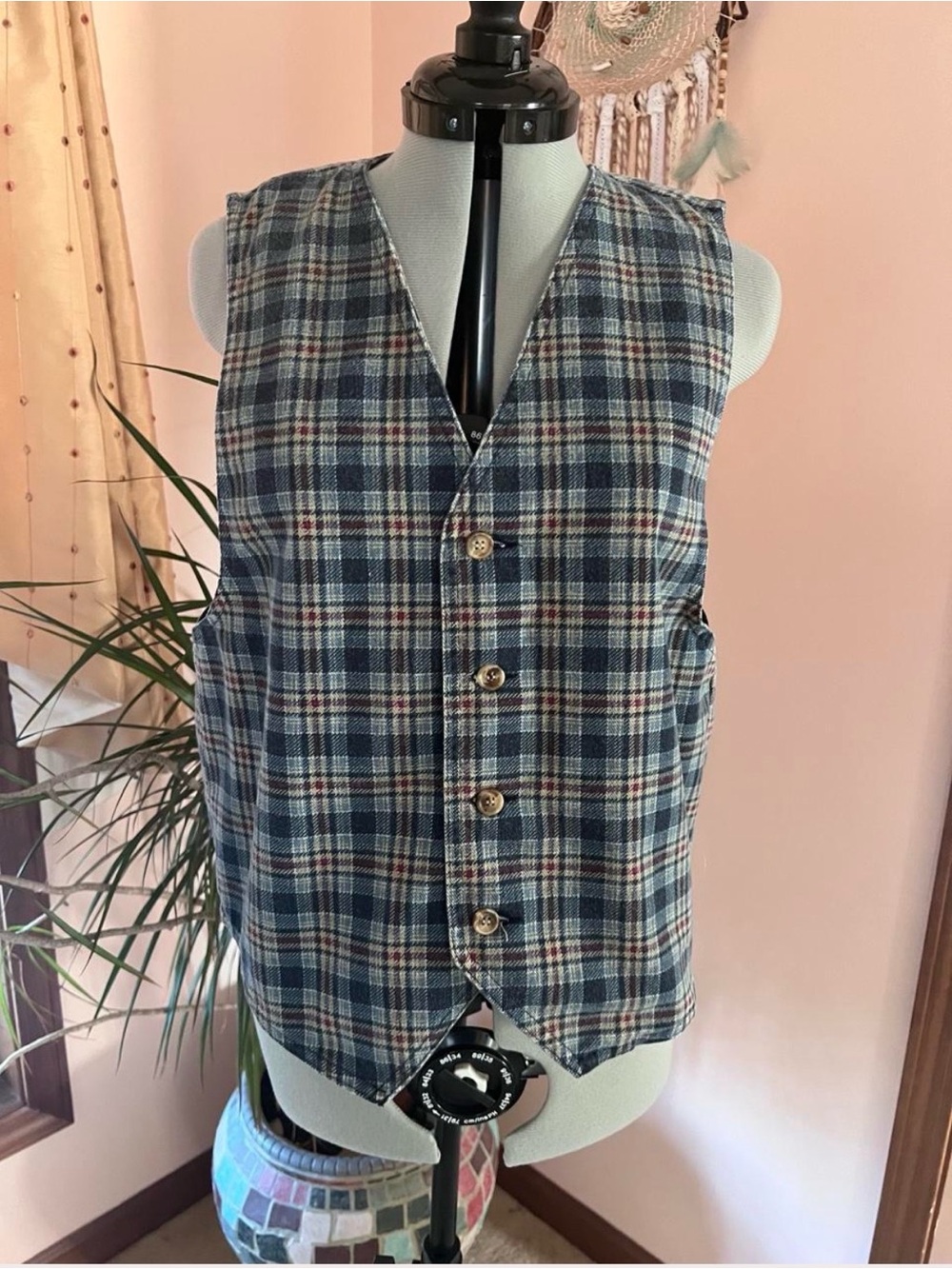 VTG Vivaldi Blue Plaid Tailored Vest - Classic Button-Front Waistcoat